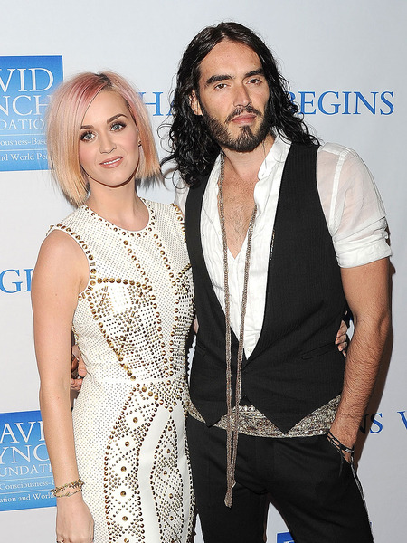 Extra Scoop: Russell Brand Says Divorce Was His 'Biggest Mistake'