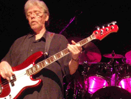 Booker T. & The M.G.'s Bassist Donald 'Duck' Dunn Dead at 70