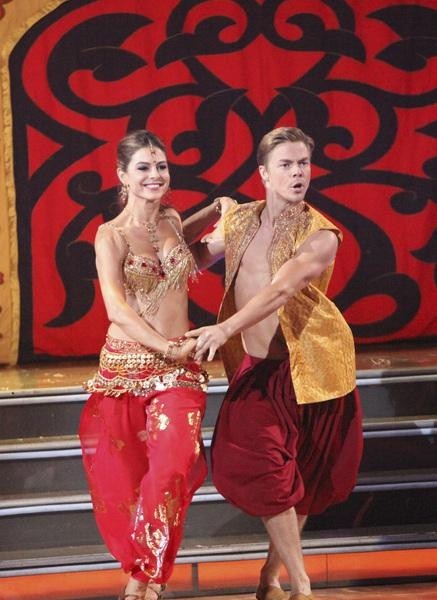 Vote for 'DWTS' Team Maria Menounos and Derek Hough!