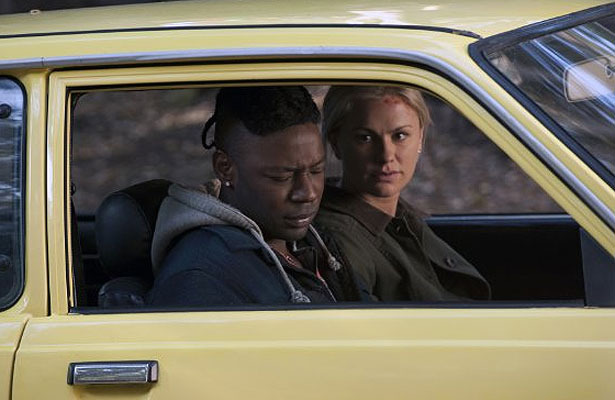 Extra Scoop: 'True Blood' is Back!