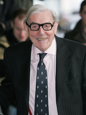 Extra Scoop: ‘Harry Potter’ Actor Eric Sykes Dead at 89