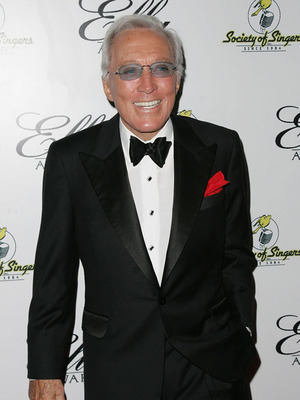Crooner Andy Williams Dies at 84