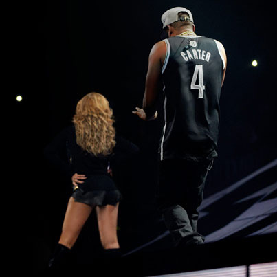 Extra Scoop: Jay-Z Distracted Onstage by Leather-Clad Beyoncé