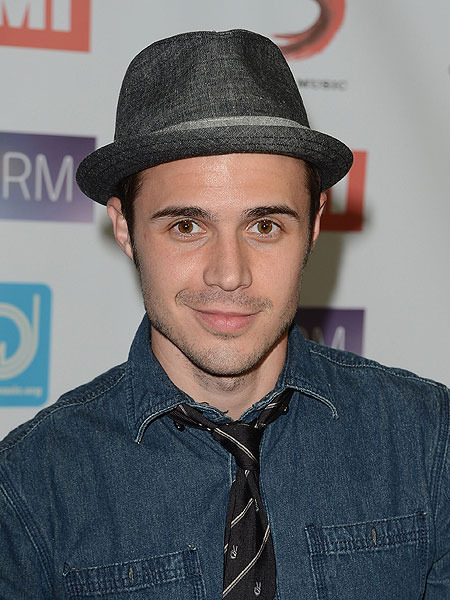 Dad-to-Be Kris Allen Recovers from Car Accident