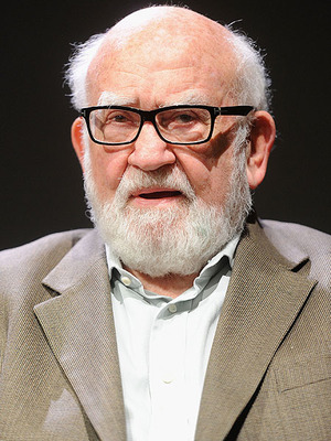 Ed Asner Hospitalized After Suffering Medical Emergency Onstage