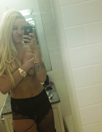 ‘Rawr!’: Amanda Bynes Posts Topless Twitter Pics