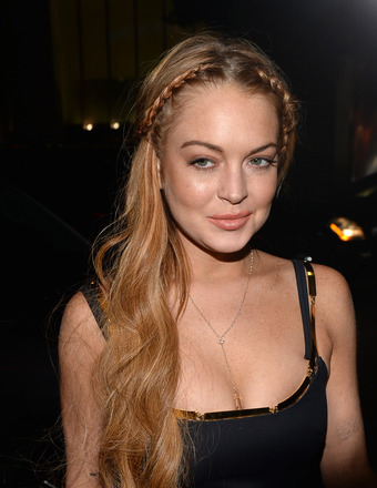 Lindsay Lohan Threatens to Leave Rehab