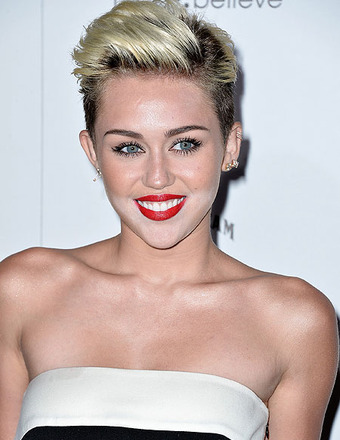 Miley Cyrus Has Been Swatted Again!