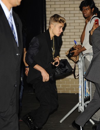 Justin Bieber Goes Clubbin’ in the Big Apple