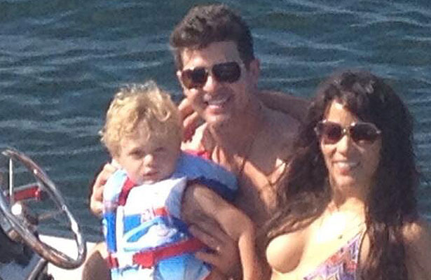 Sweet Pic! Robin Thicke and Family on Vacation