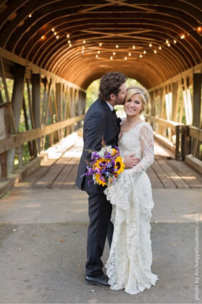 Kelly-Clarkson-wedding-dress