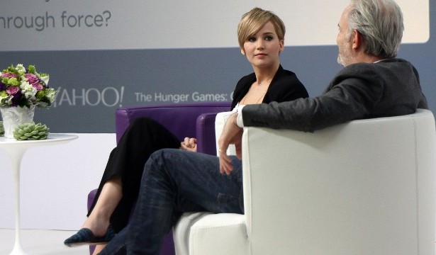 131107152313-jennifer-lawrence-yahoo-story-top