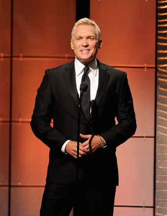 ‘GMA’ Weatherman Sam Champion Supports Elizabeth Vargas