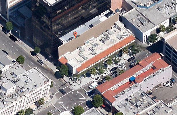 Naked Woman Jumps Off Building After Surgery