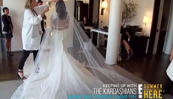 Super Sneak Peek! Wedding, Divorce and More on ‘Keeping Up with the Kardashians’