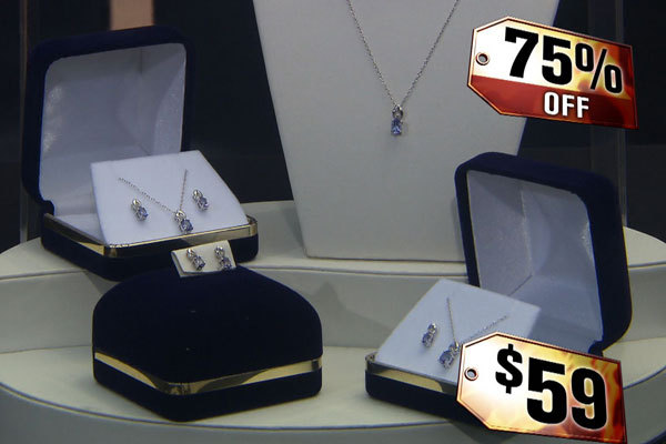 'Extra' Hot Deals: Jewelry Sets, Cuffs, and Decorative Pillows