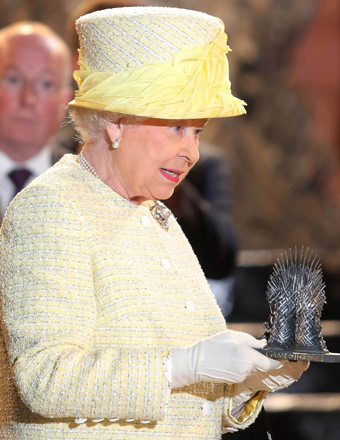 queen-throne
