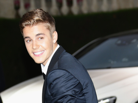 Report: Justin Bieber to Get Easy Plea Deal in Egg-Throwing Case