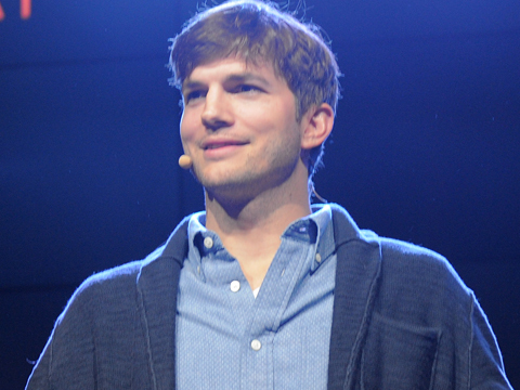 Ashton Kutcher's First Words on Baby Wyatt!