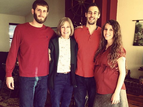 Pic! Jill Duggar Shows Off Baby Bump