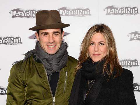 Justin Theroux Dishes on Spoiling Jennifer Aniston with Gifts