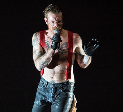 Eagles of Death Metal Singer Speaks About Bataclan Massacre
