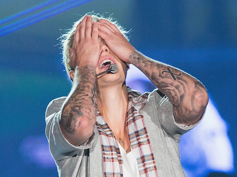 Justin Bieber Seems to Be Missing Selena Gomez
