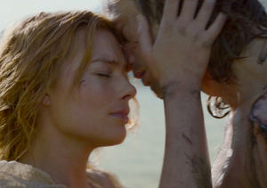 Alexander Skarsg&aring;rd and Margot Robbie Talk Animalistic, Punching Sex Scene in&hellip;