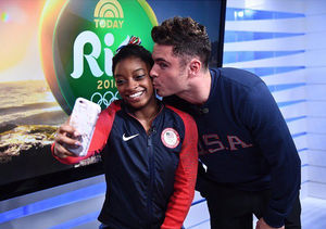 Which Man Will Simone Biles Choose: Zac Efron or Arthur Mariano?